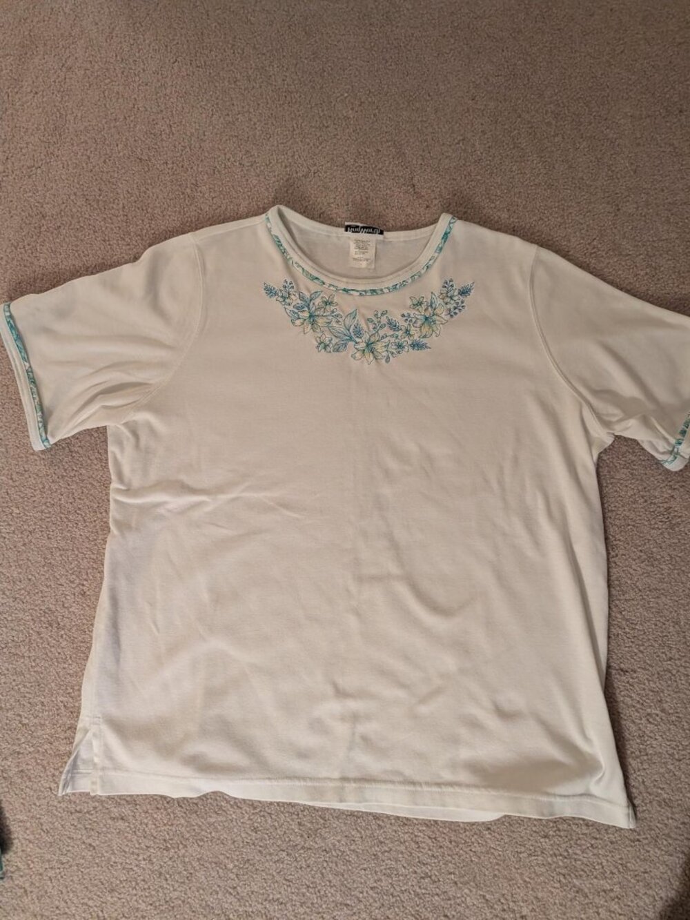 Large, White Bon Worth Top with Design on front and sleeves